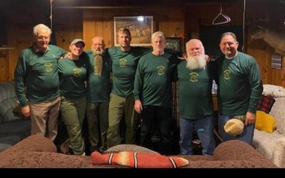 Nebo Hunting Lodge Veteran's Day Hunt T-Shirt Photo