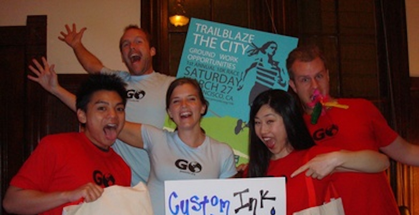 Go Trailblaze The City 10k Loves Customink T-Shirt Photo