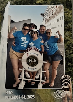 Happiness In Hilo T-Shirt Photo