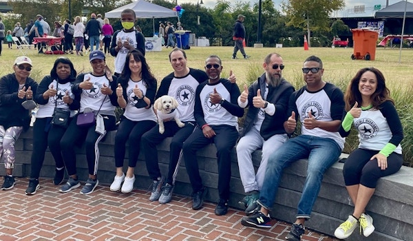 Picture of In Vinc Ible Warriors Walk To Defeat Als Custom T-Shirt Design In Vinc Ible Warriors Walk To Defeat Als T-Shirt Photo