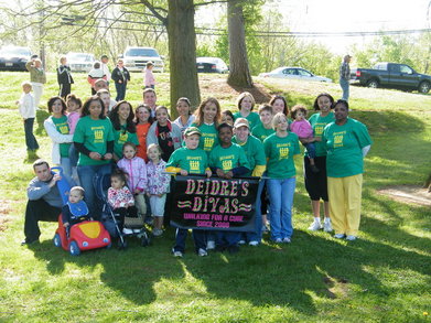 Deidres Divas Ms Walk T-Shirt Photo