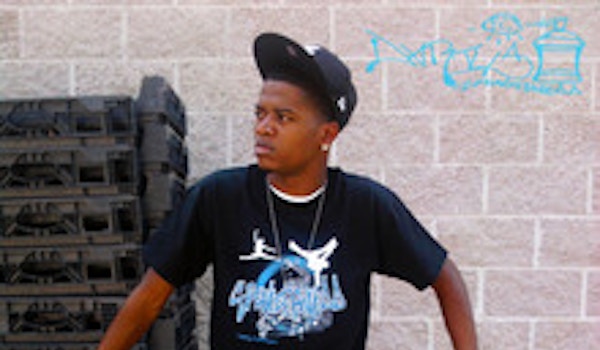 Picture of Speakerboxkidd Photoshoot Custom T-Shirt Design Speakerboxkidd Photoshoot T-Shirt Photo