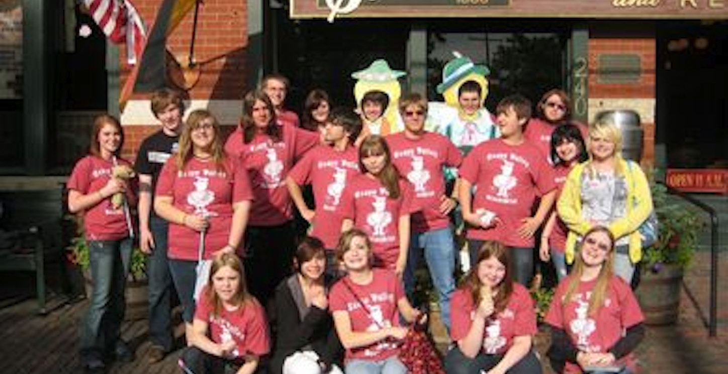 Teays Valley Deutscklub At Schmidt's Sausagehaus T-Shirt Photo