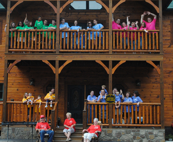 2 Grandparents. 10 Parents. 14 Grandkids. 5 Grandkids T-Shirt Photo