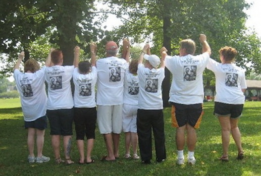 Klaiss Reunion T-Shirt Photo
