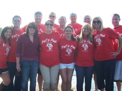 Pat's Pub Crew   Family Vacation 2010 T-Shirt Photo