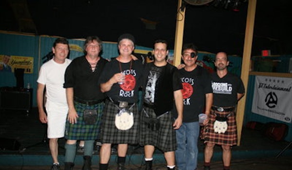 Scots On The Rock At Paradise Grill T-Shirt Photo