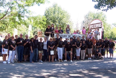 Edison Park Parade T-Shirt Photo