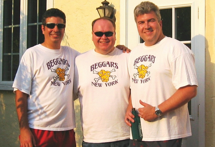 The Beggars T-Shirt Photo