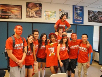 Time To Exit. T-Shirt Photo