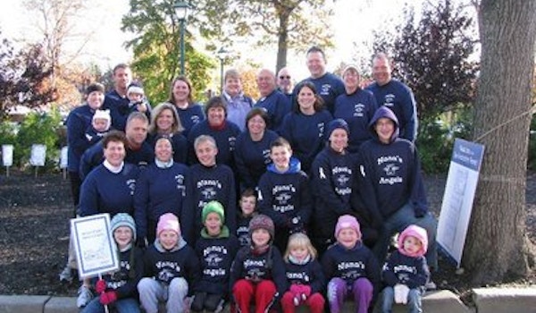Picture of 30 Strong For Mom/Nana Custom T-Shirt Design 30 Strong For Mom/Nana T-Shirt Photo