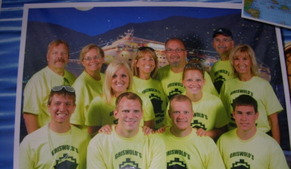 Picture of Griswold Family Vacation Custom T-Shirt Design Griswold Family Vacation T-Shirt Photo