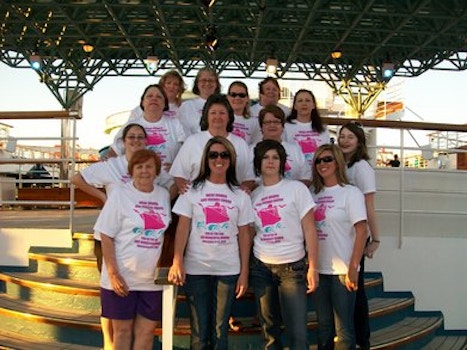 Wonderful Wade Women And Friends Cruise T-Shirt Photo