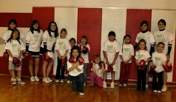 Minatare Cheerleaders & Future Cheerleaders T-Shirt Photo