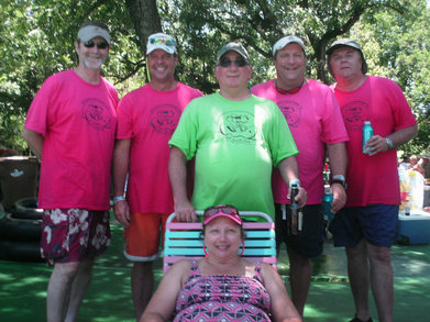 Queen And Court T-Shirt Photo