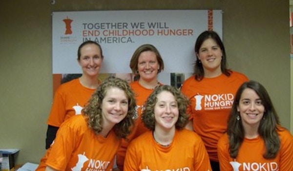 Running To End Childhood Hunger! T-Shirt Photo
