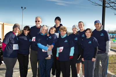 Team Murphy Runs Lung Cancer Outta Here! T-Shirt Photo