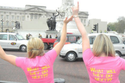 Custom Ink At Buckingham Palace T-Shirt Photo