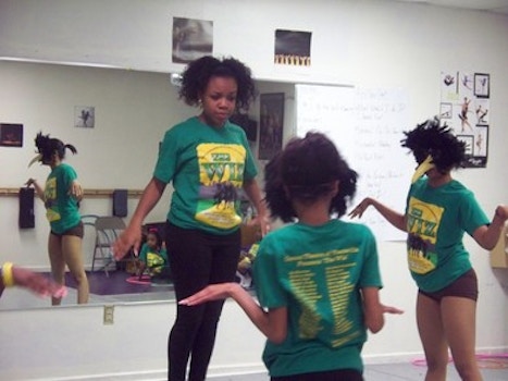 Dth Prepares For "The Wiz"   Crows In Action T-Shirt Photo