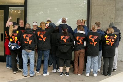 Kidney Walk In Memory Of The Thompson Family T-Shirt Photo