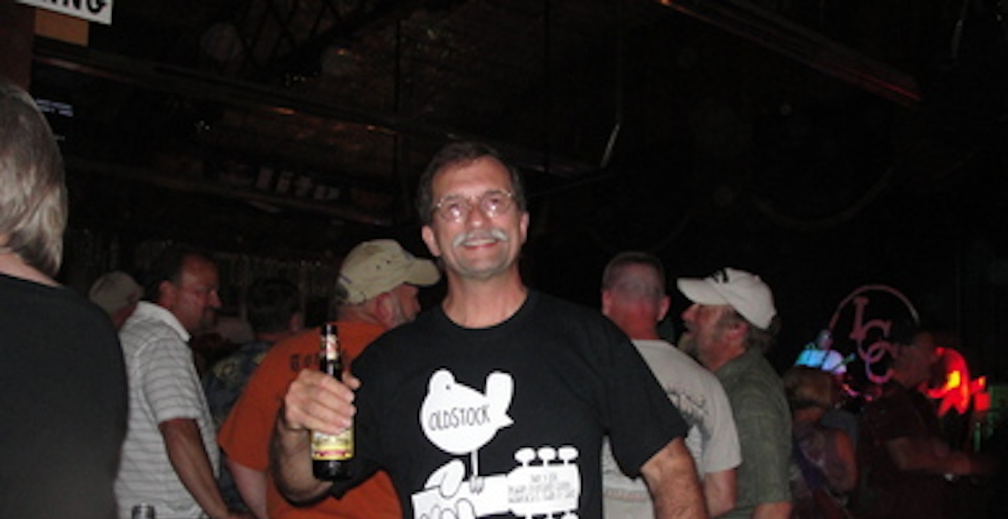 Oldstock 2011 T-Shirt Photo
