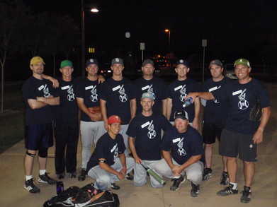 Beerhens Softball Club T-Shirt Photo