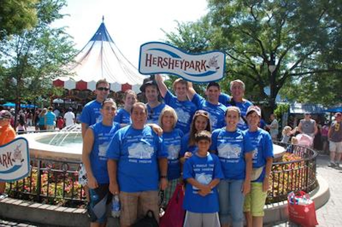 The Family That Vacays Together, Stays Together! T-Shirt Photo