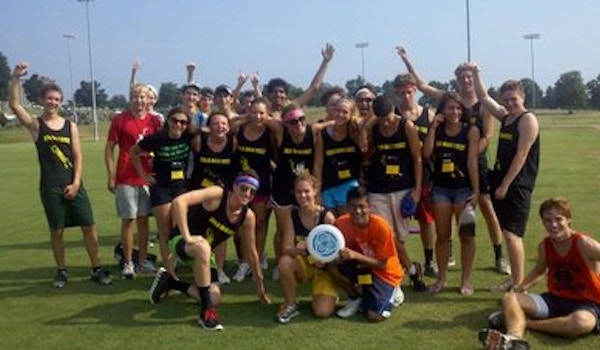 Hold Mah Disc! Frisbee Champions T-Shirt Photo