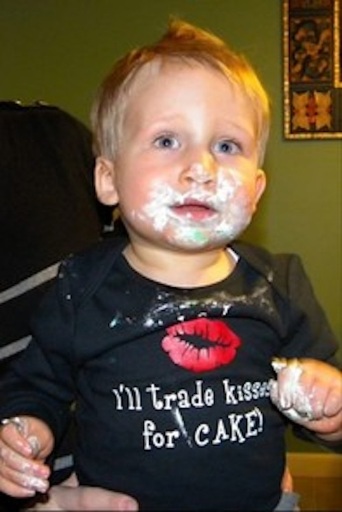 I'll Trade Kisses For Cake! T-Shirt Photo