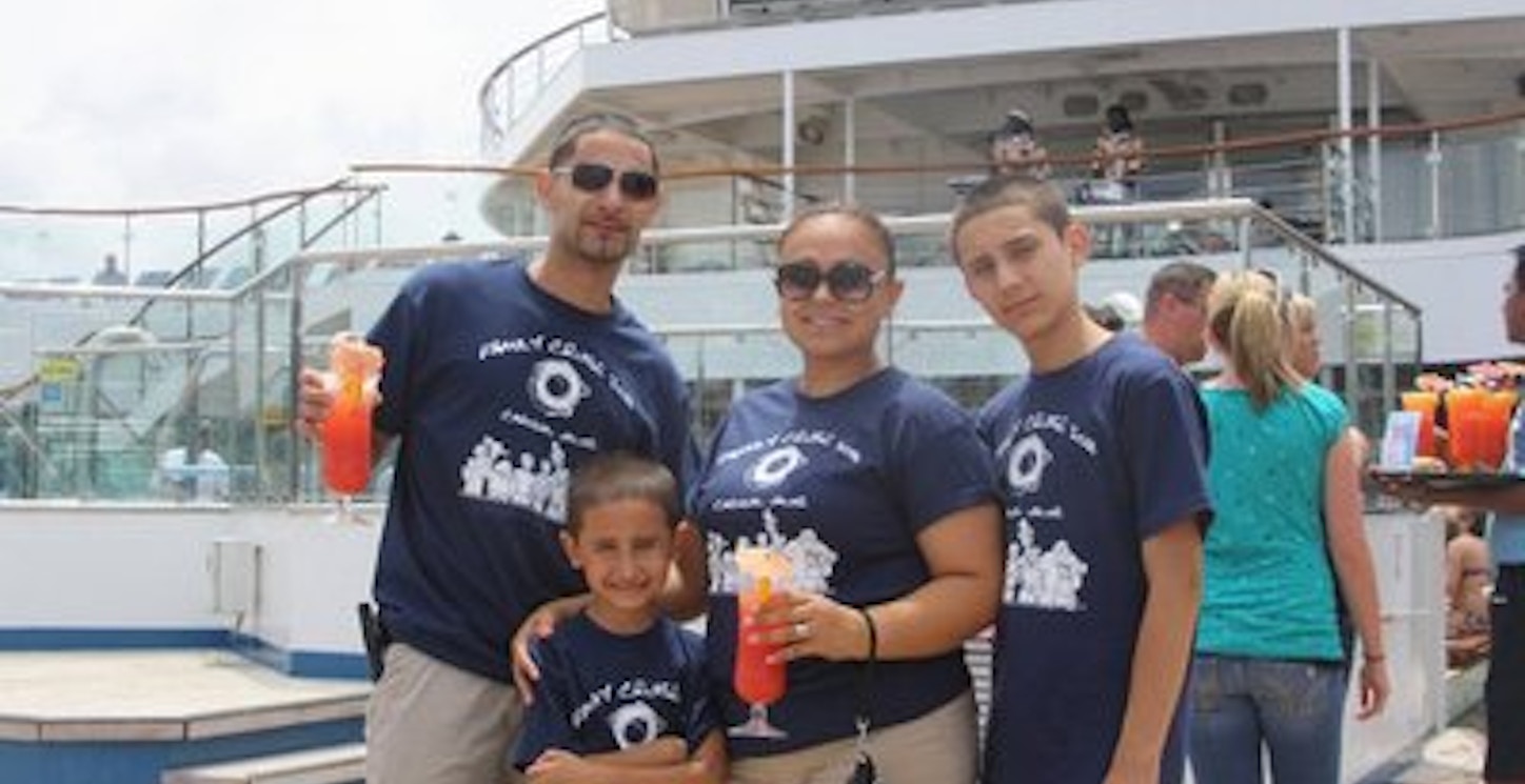 Family Cruise 2011 T-Shirt Photo