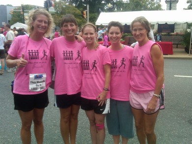 They Made Me Do It Team! T-Shirt Photo