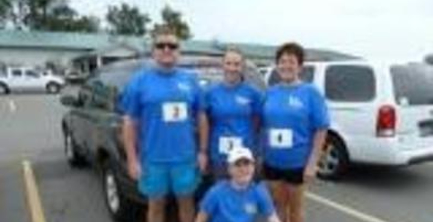 Last Resort Runs 5k In Pine Bluff, Ar T-Shirt Photo