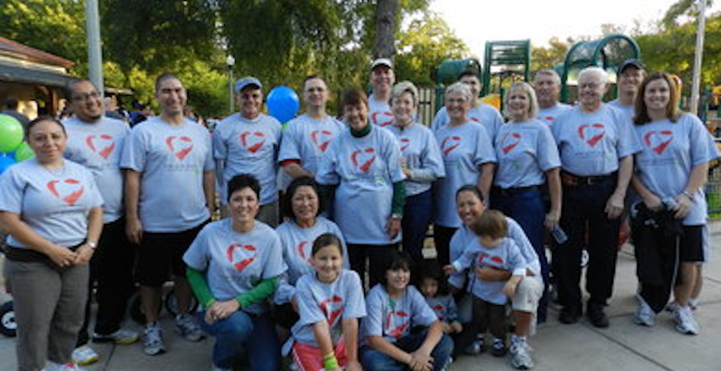 The Liver Giver Lovers Ready To Walk For Donate Life! T-Shirt Photo