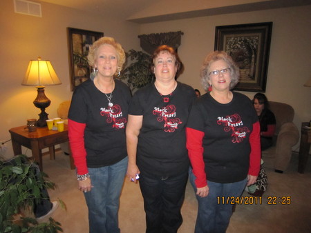 Black Friday Shopping Team T-Shirt Photo