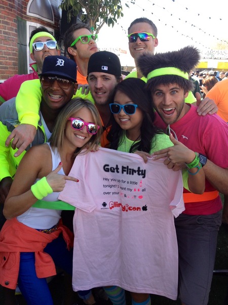 Flirty Icon Fans Give T Shirt Love T-Shirt Photo