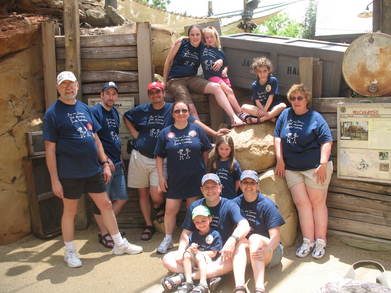 25th Anniversay Family Trip T-Shirt Photo