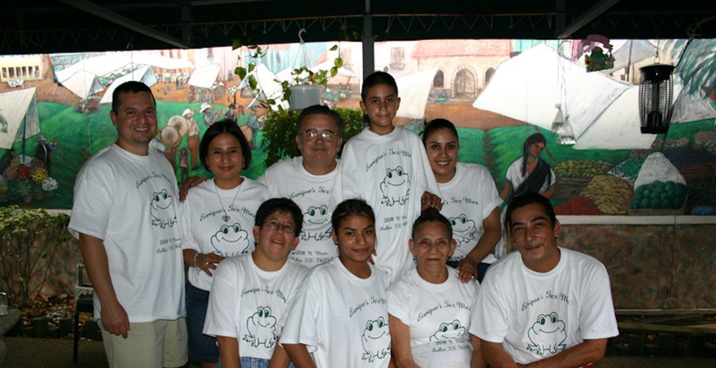 Enriques Tex Mex Restaurant Crew T-Shirt Photo