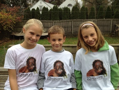 Helping Orangutans T-Shirt Photo