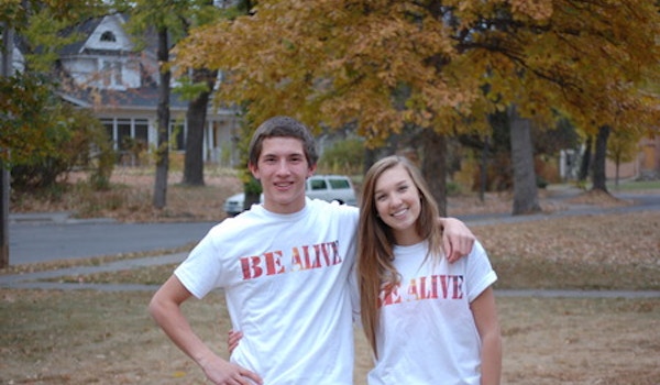 Be Alive T-Shirt Photo