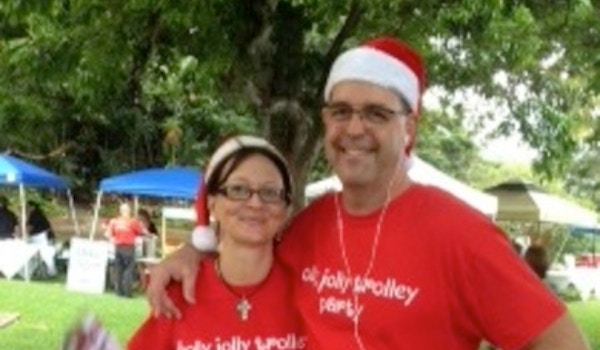 Holly Jolly Trolley Party! T-Shirt Photo