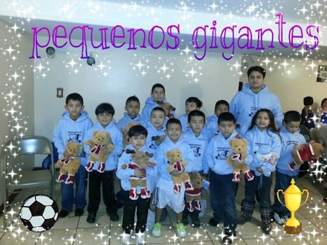 Deportivo Pequenos Gigantes Soccer Team T-Shirt Photo