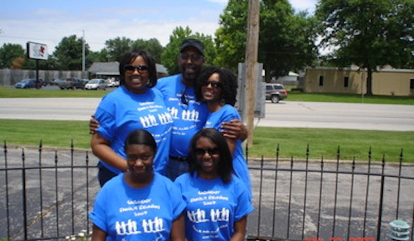 Uncle Jimmie & His Beautiful Nieces! T-Shirt Photo