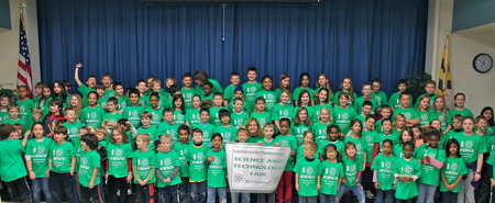 Let Us Pause For A Moment Of Science! School Science Expo Has Record Number Of Participants! T-Shirt Photo
