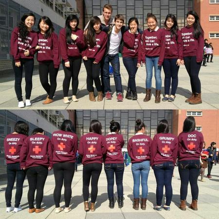 Snow White & The 7 Dwarfs T-Shirt Photo