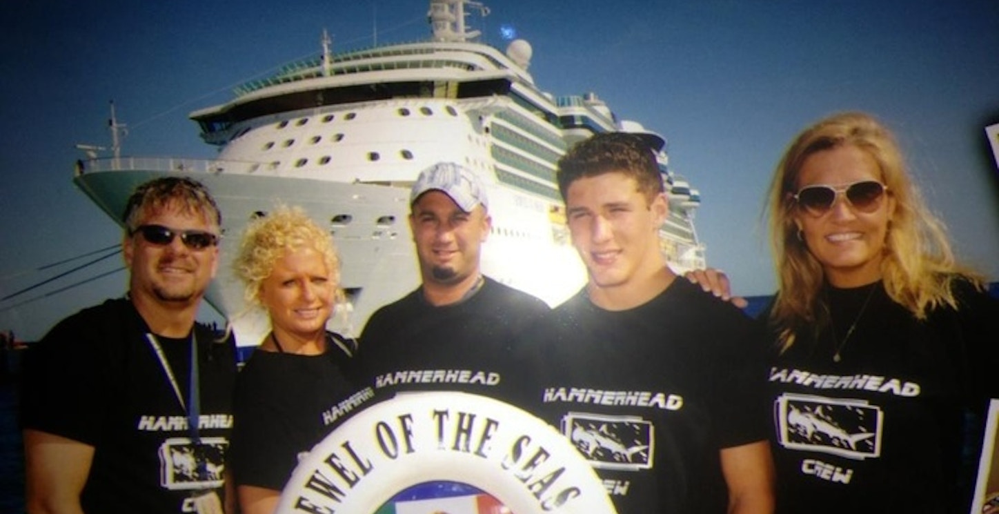 Hammerhead Crew Cruise To Cozumel T-Shirt Photo