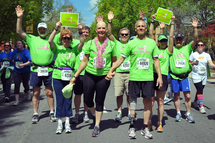 Team Dee Dee Kiwi T-Shirt Photo