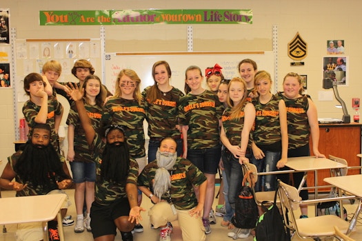 Daigle's Dynasty!  8th Graders Show Off Their Spirit! T-Shirt Photo