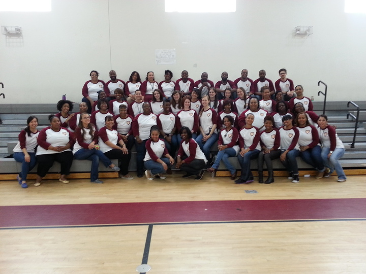 Friendship Se Teachers Are Happy! T-Shirt Photo