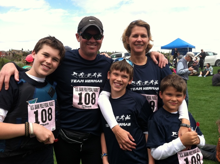 Pole, Pedal, Padle   Bend, Or  T-Shirt Photo