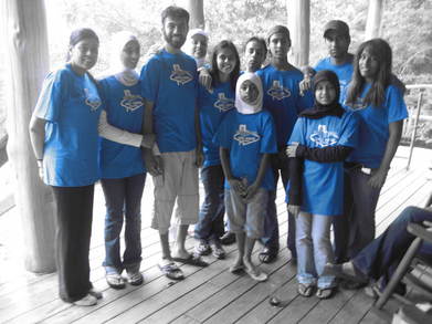 Outstanding Shirts T-Shirt Photo